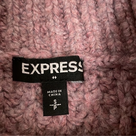 NWOT Express Off-the-Shoulder Sweater Mauve Size Small - Picture 3 of 9
